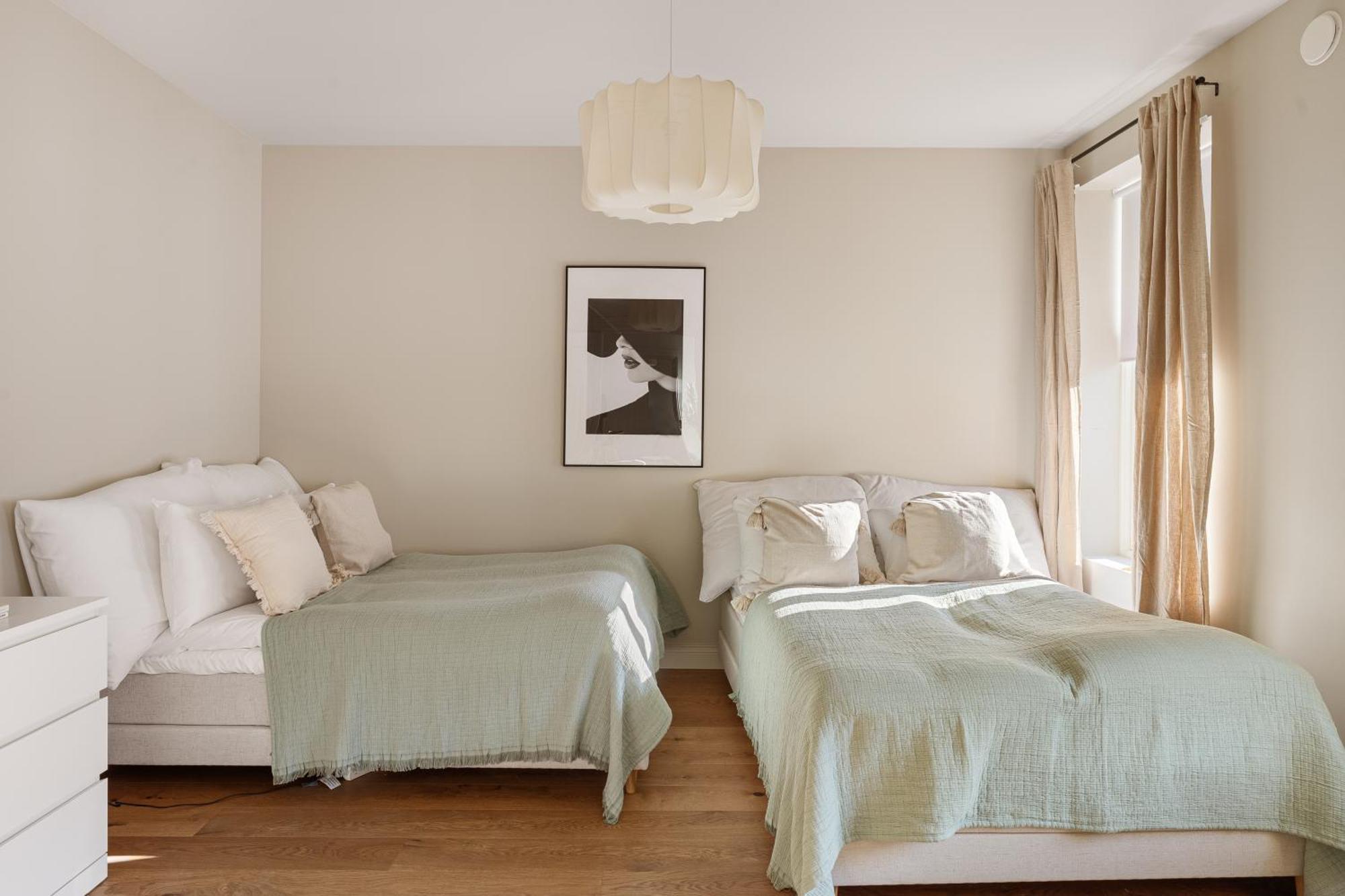 Dinbnb Apartments Gruenerlokka I 2-Bedroom With Double Queen Room & Balcony Oslo Kültér fotó